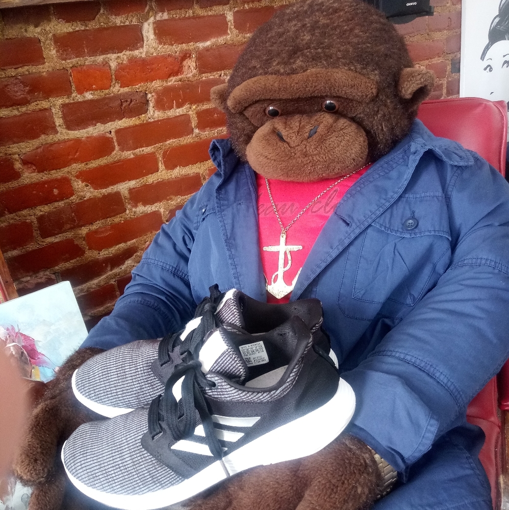 Adidas Sneakers